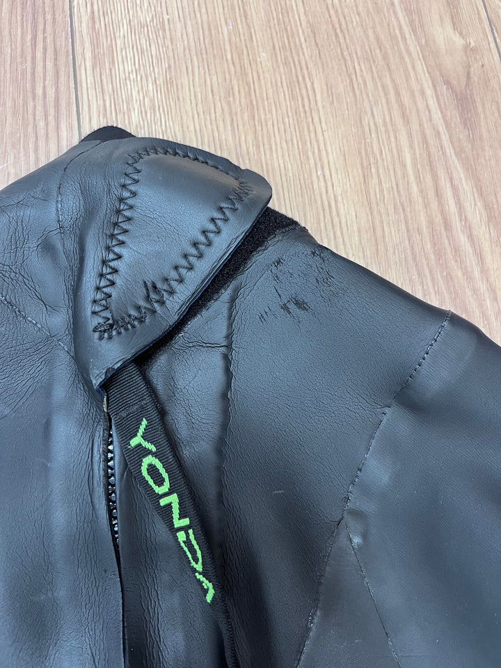 Pre Loved Yonda Spectre Wetsuit Mens size M (100) - Grade B