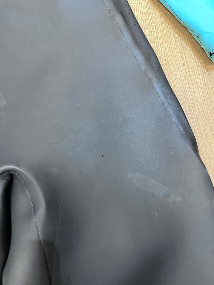 Pre Loved Yonda Spook Womens Wetsuit Size 2XL (961) - Grade C