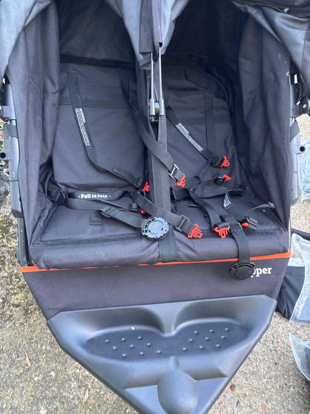 Pre Loved Out 'n' About Nipper - v5 Double (ID 9502)