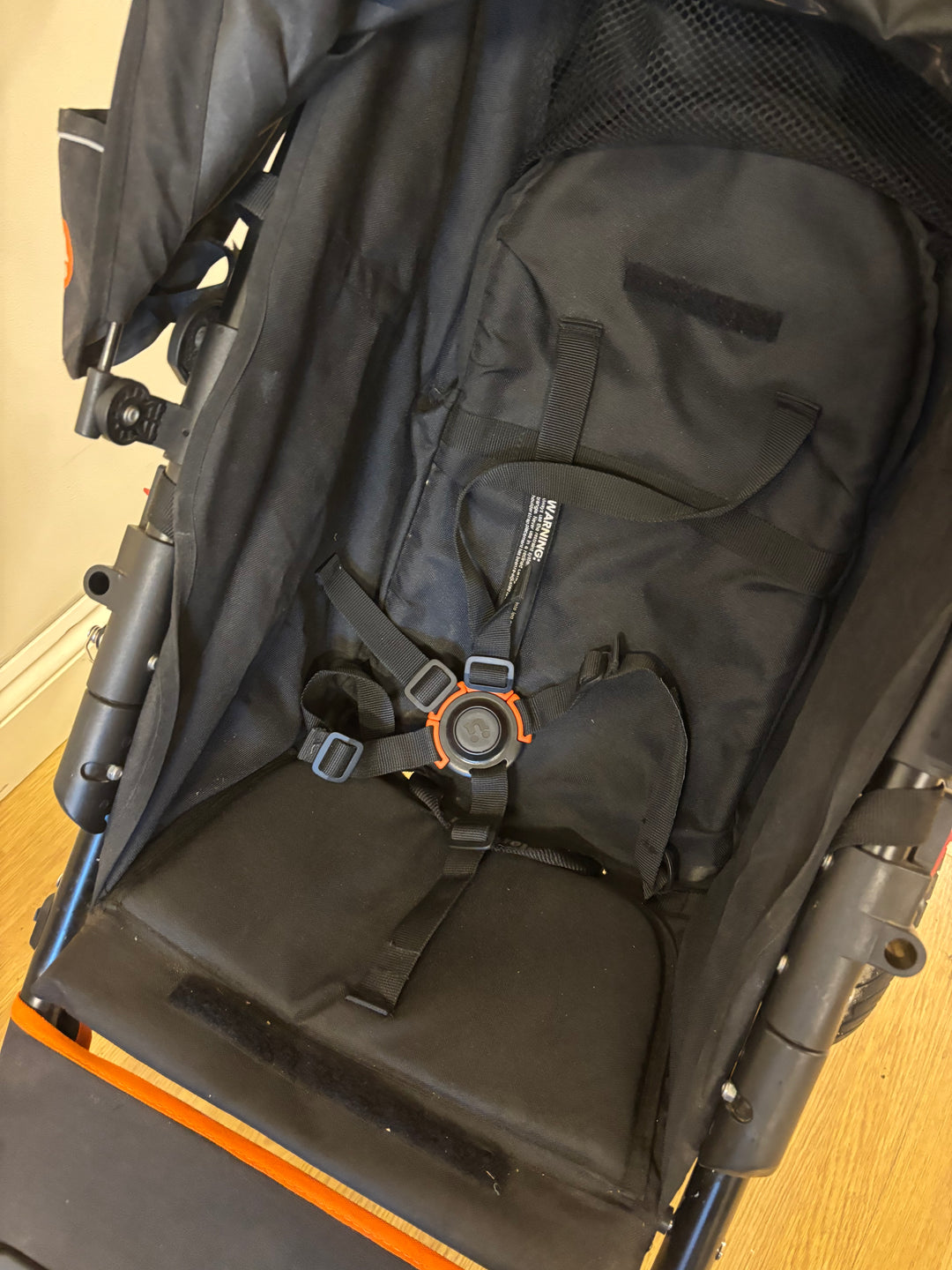 Pre Loved Out 'n' About Nipper v5 (ID 9009).