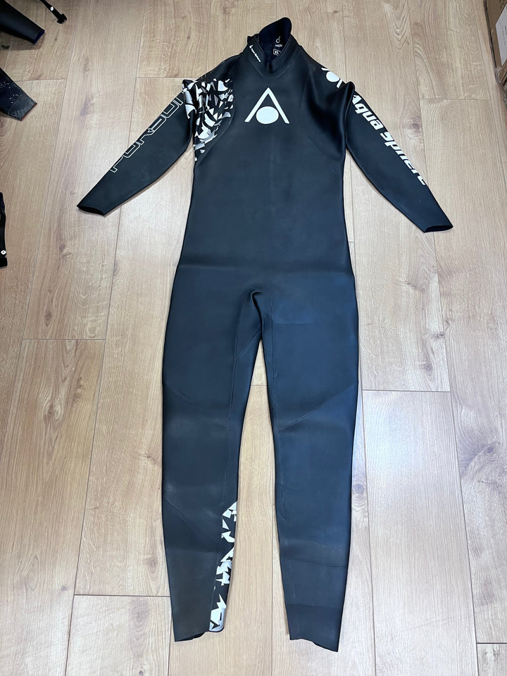 Pre loved Aquasphere Pursuit v3 Wetsuit Men's XL (33) - Grade D