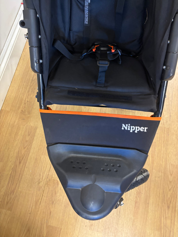 Pre Loved Out 'n' About Nipper v5 (ID 9002)