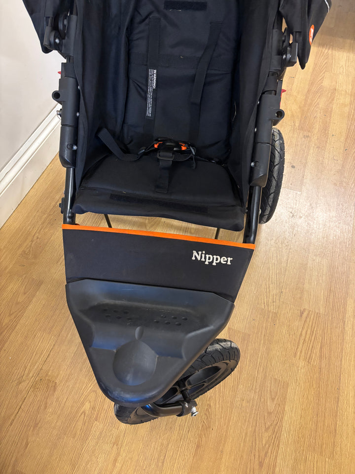 Pre Loved Out 'n' About Nipper v5 (ID 9002)
