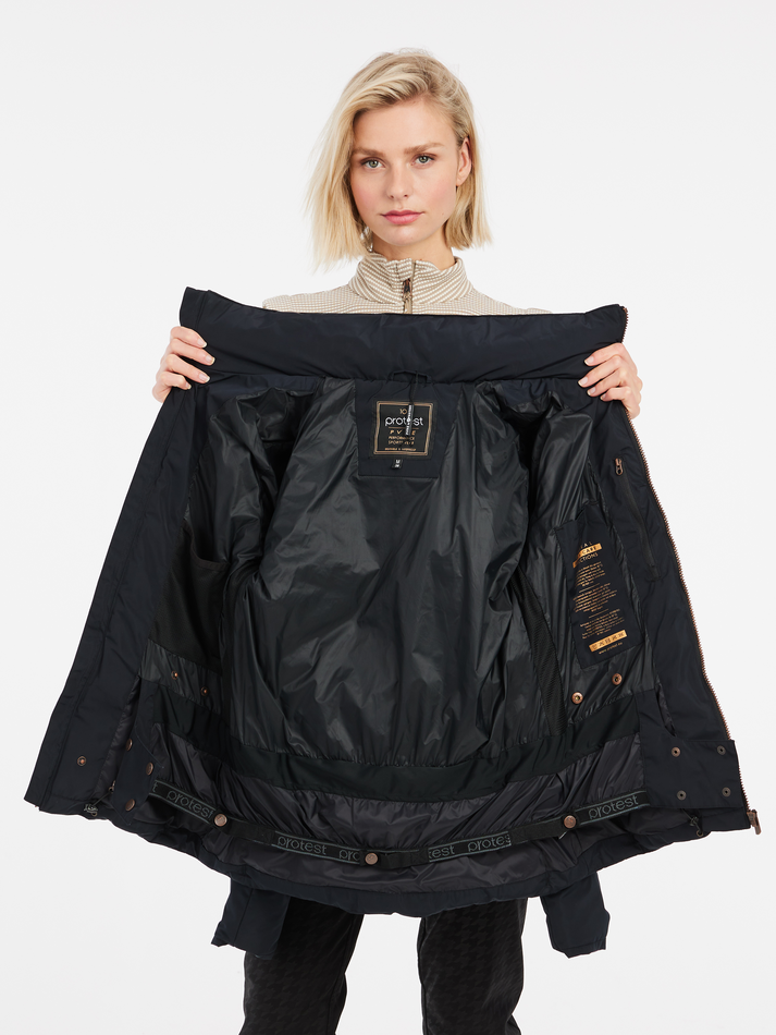 Womens Adult Outerwear Bundle (Premium) Hire