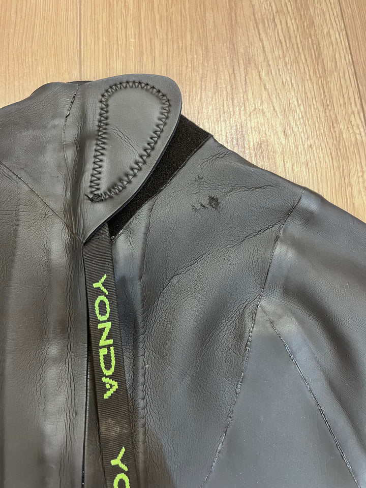 Pre Loved Yonda Spectre Wetsuit Mens size XXL (8) - Grade D