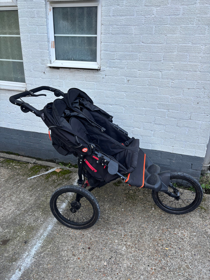 Pre Loved Out 'n' About Nipper Sport v5 - Double (ID 3518)