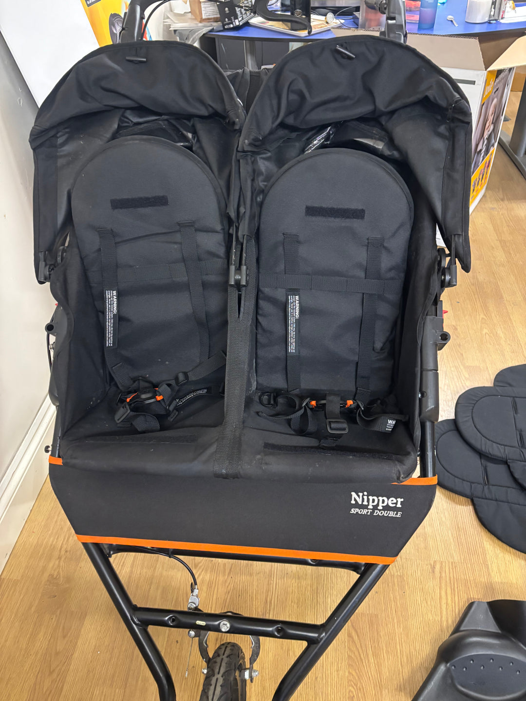 Pre Loved Out 'n' About Nipper Sport v5 - Double (ID 3516)