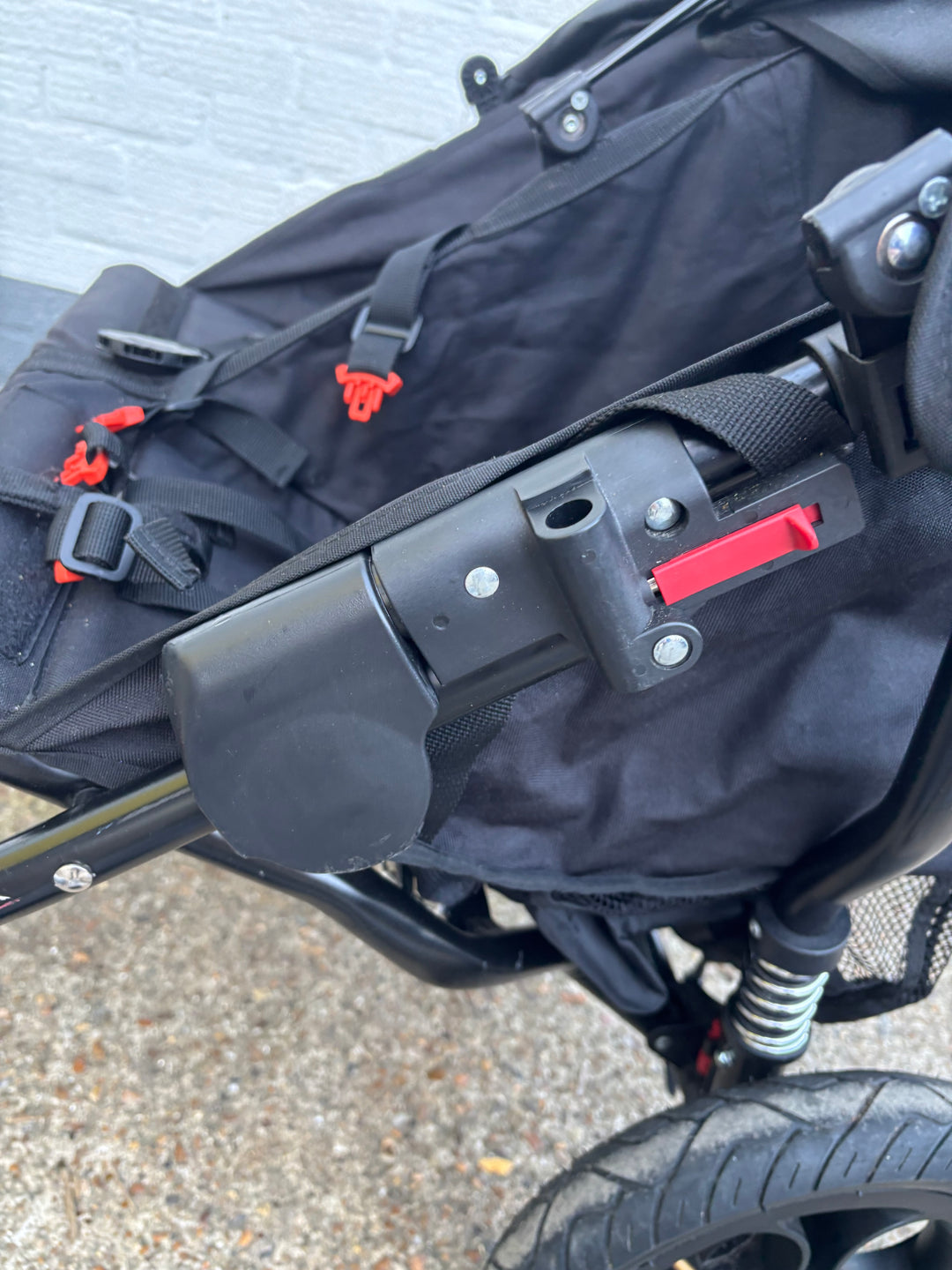 Pre Loved Out 'n' About Nipper - v5 Double (ID 9502)