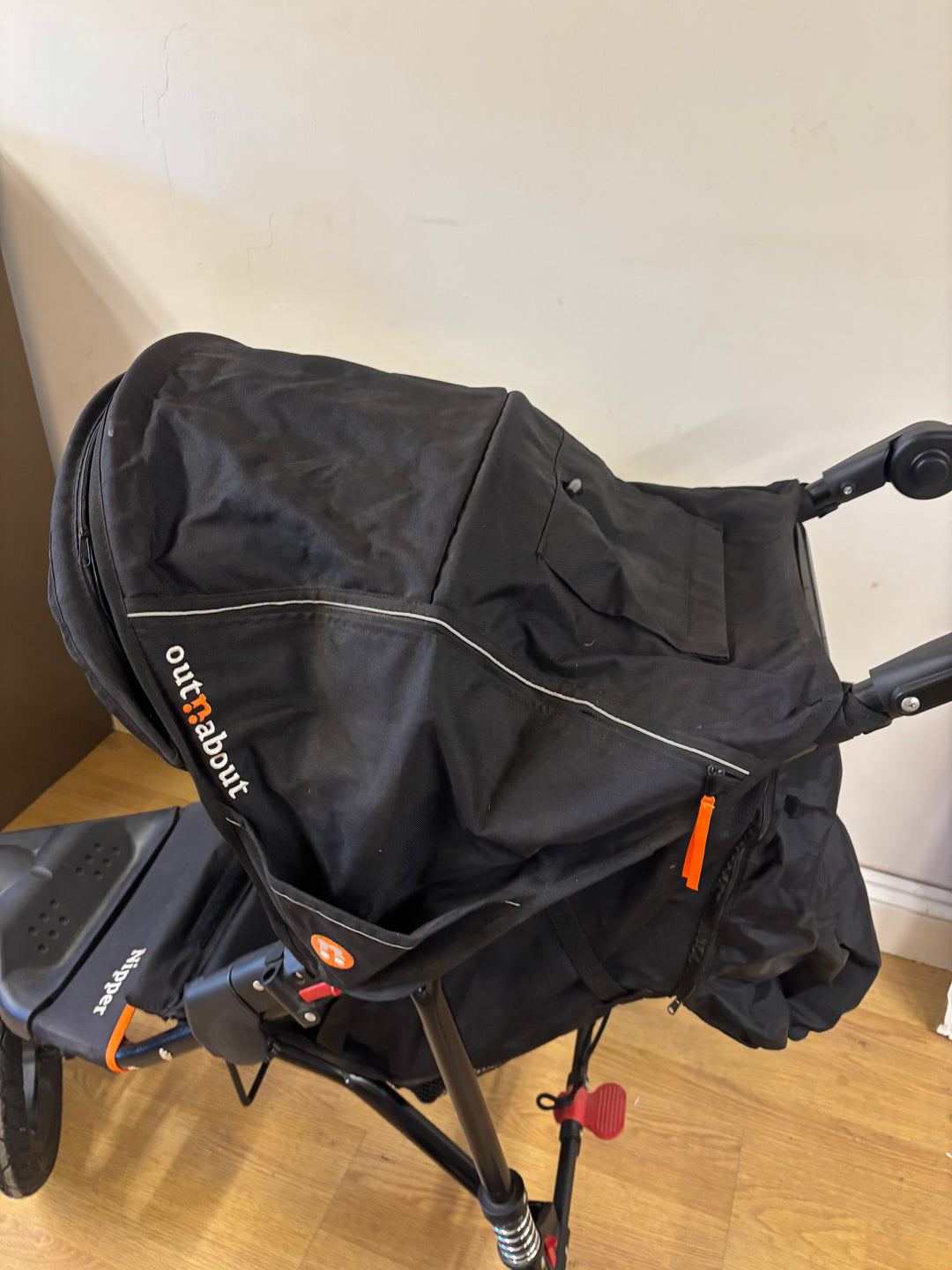 Pre Loved Out 'n' About Nipper v5 (ID 9002)