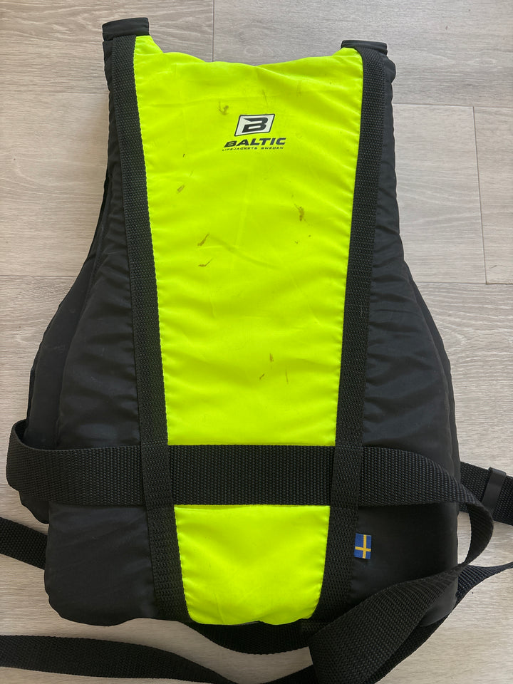 Pre Loved Baltic Paddler Buoyancy Aid (ID 1820)