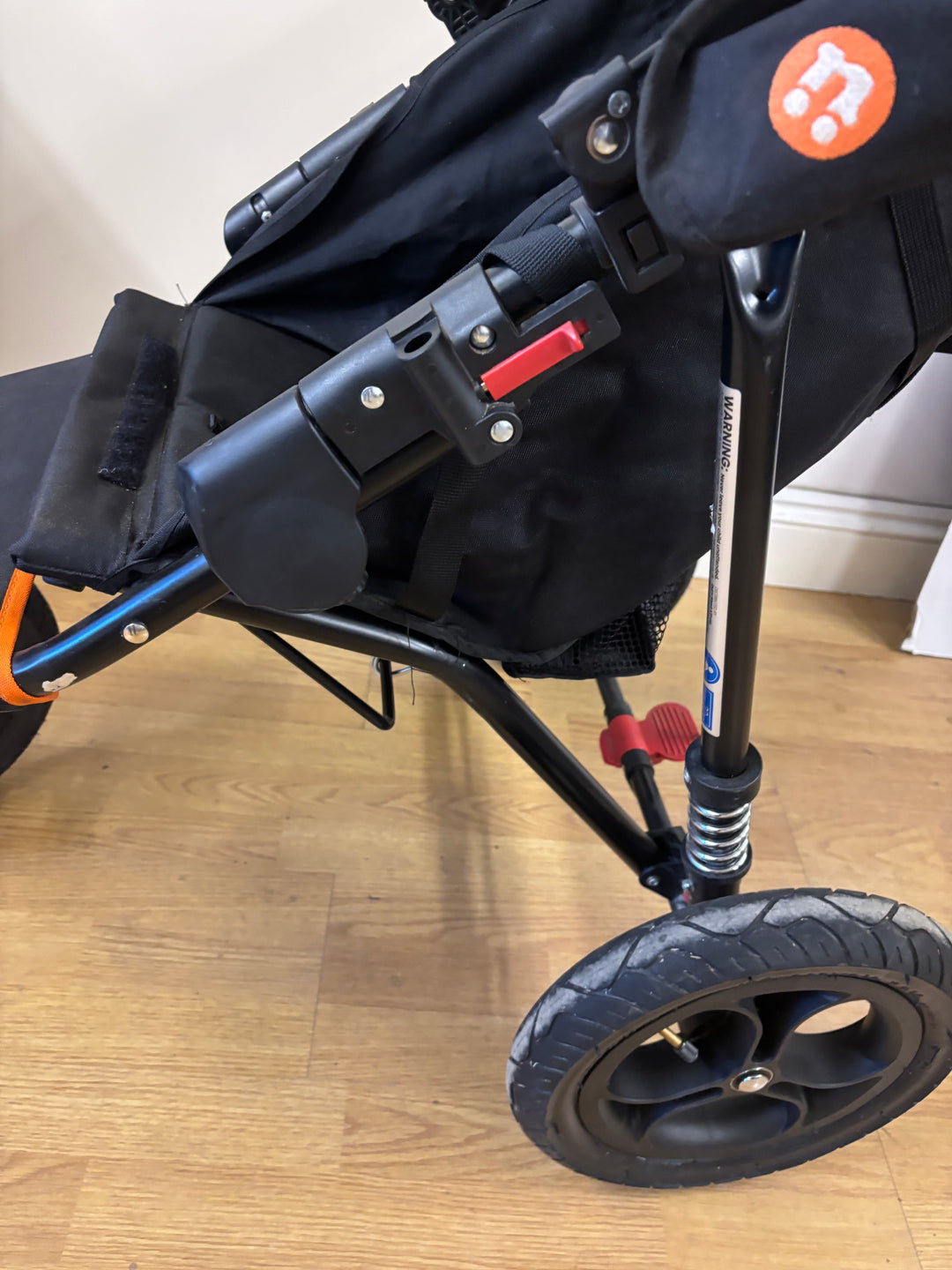 Pre Loved Out 'n' About Nipper v5 (ID 9009).