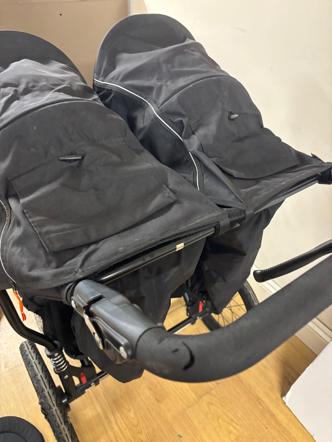 Pre Loved Out 'n' About Nipper Sport v5 - Double (ID 3516)