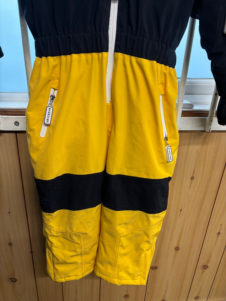 Pre Loved Roarsome BUZZ the Bee Snowsuit - Age 5-6 (173)