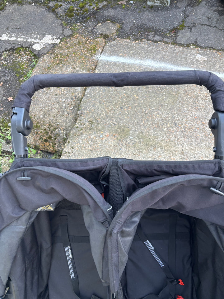 Pre Loved Out 'n' About Nipper - v5 Double (ID 9502)