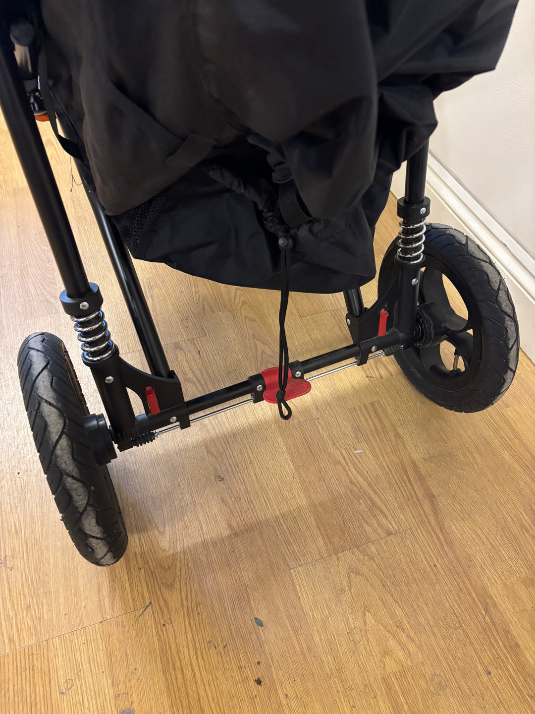 Pre Loved Out 'n' About Nipper v5 (ID 9009).