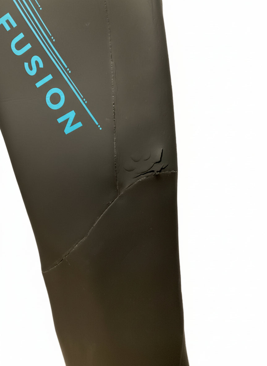 Pre Loved Blueseventy Fusion Triathlon Wetsuit Men's MT (818) - Grade D