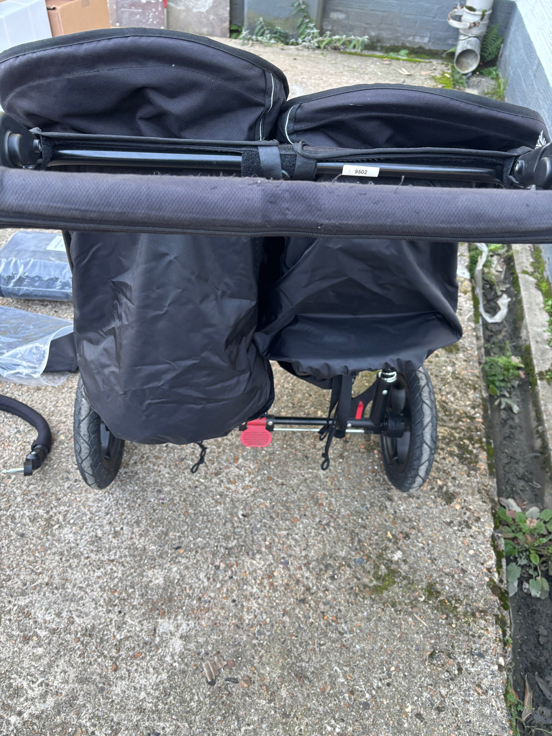 Pre Loved Out 'n' About Nipper - v5 Double (ID 9502)