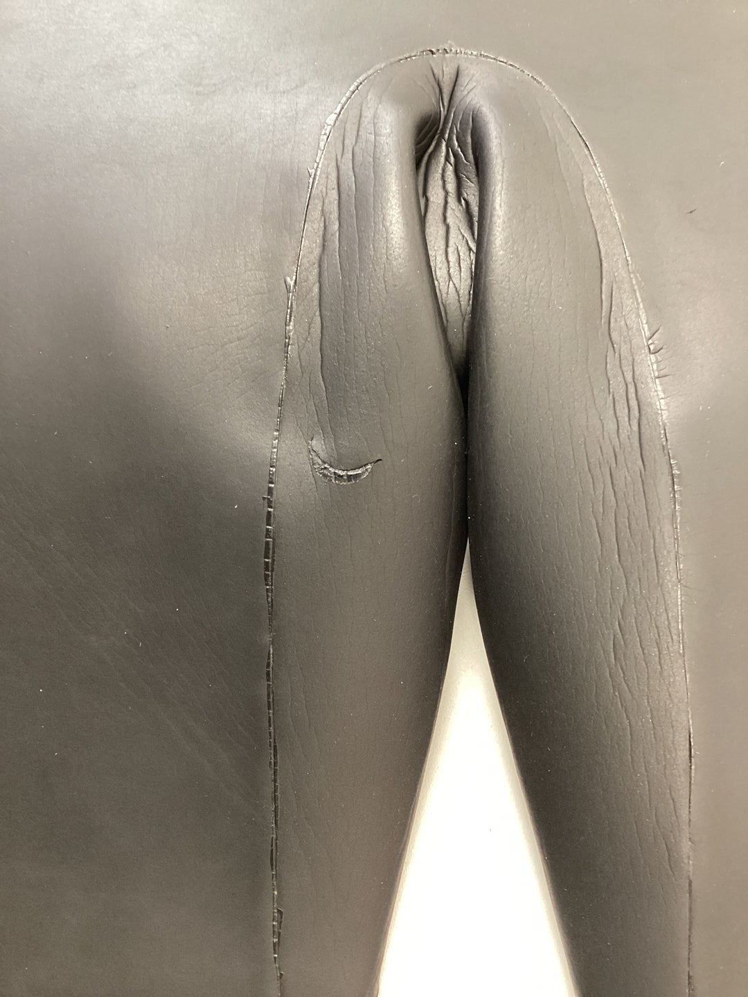 Pre Loved Yonda Spectre Wetsuit Mens size ML (60) - Grade C