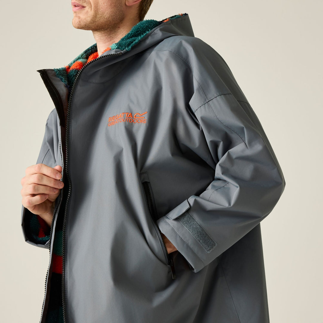 Regatta Adult Waterproof Changing Robe