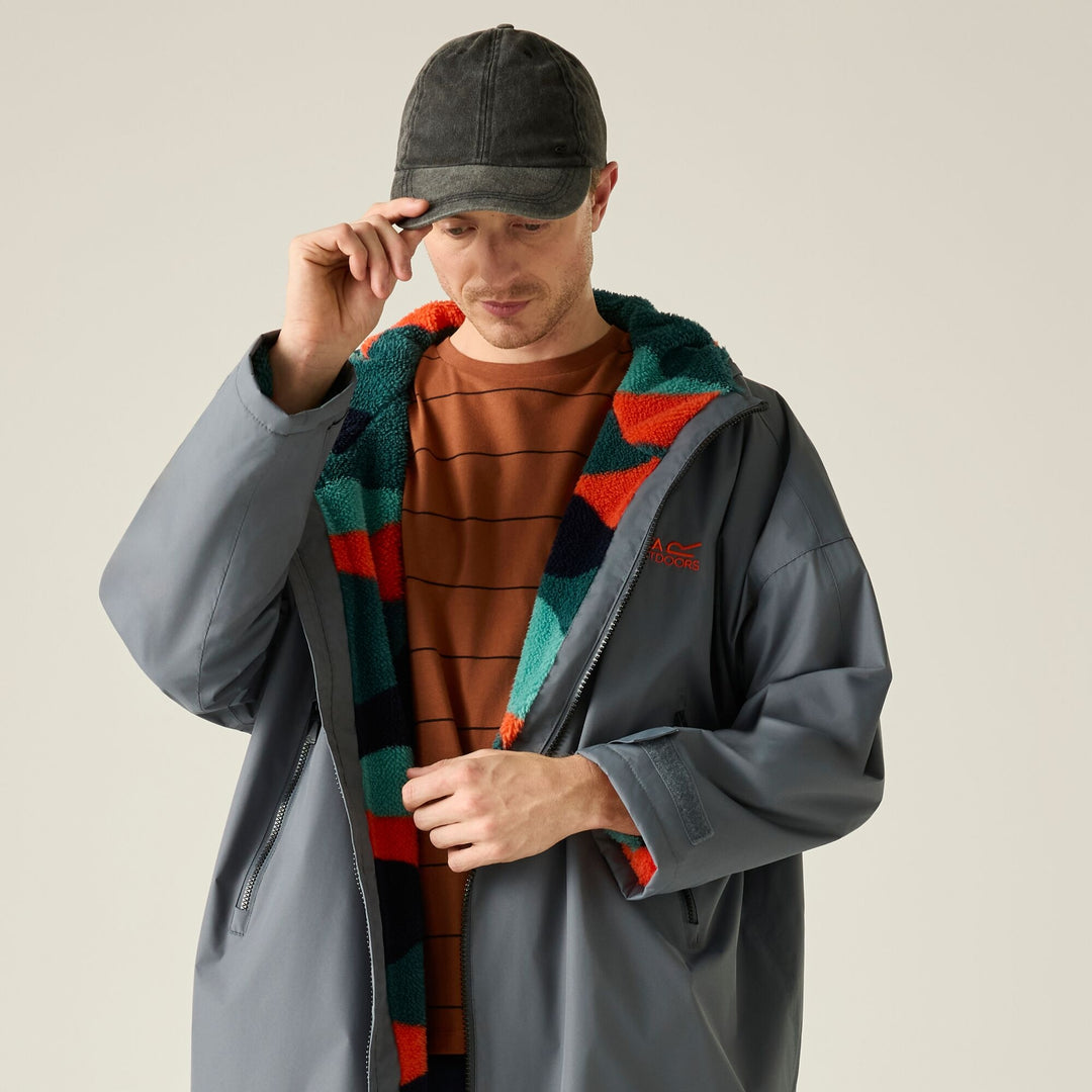 Regatta Adult Waterproof Changing Robe