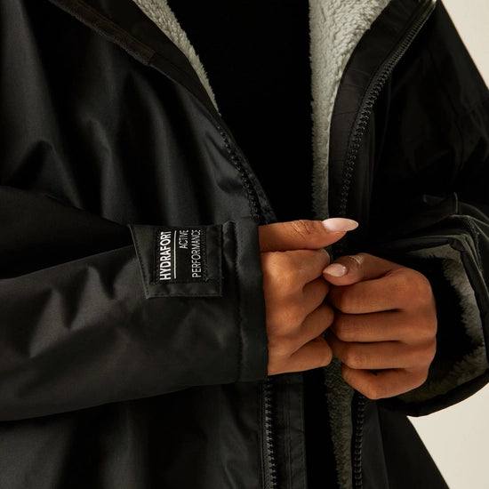 Regatta Adult Waterproof Changing Robe