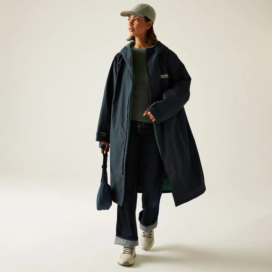 Regatta Adult Waterproof Changing Robe