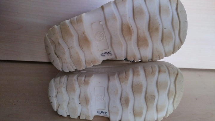 Pre Loved Roarsome (Dinoski) Kids Snow Boots Size EU26 (365)
