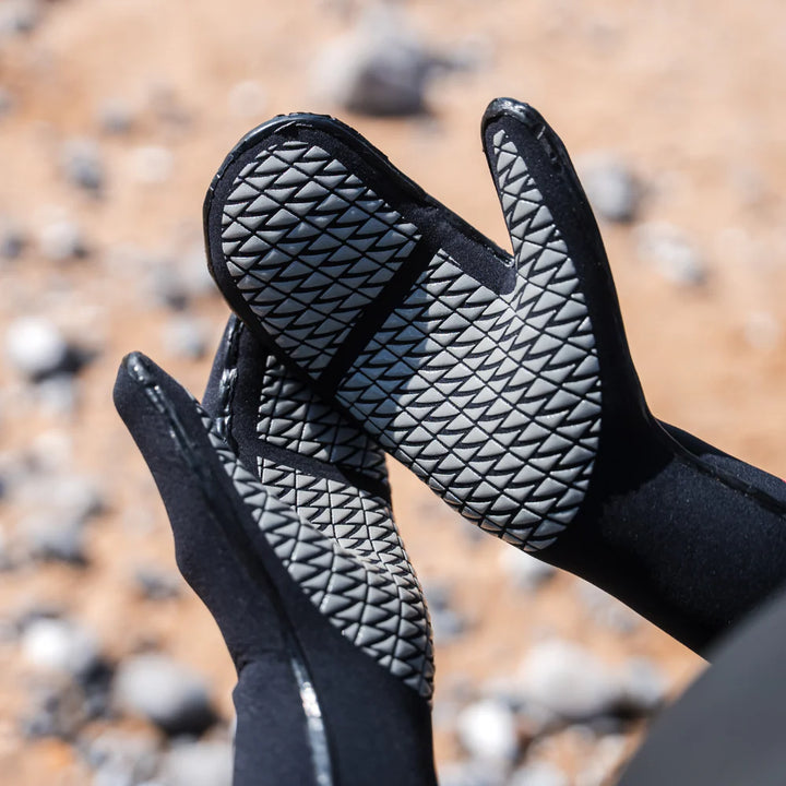 Zone 3 Thermo Tech Swim Mitts