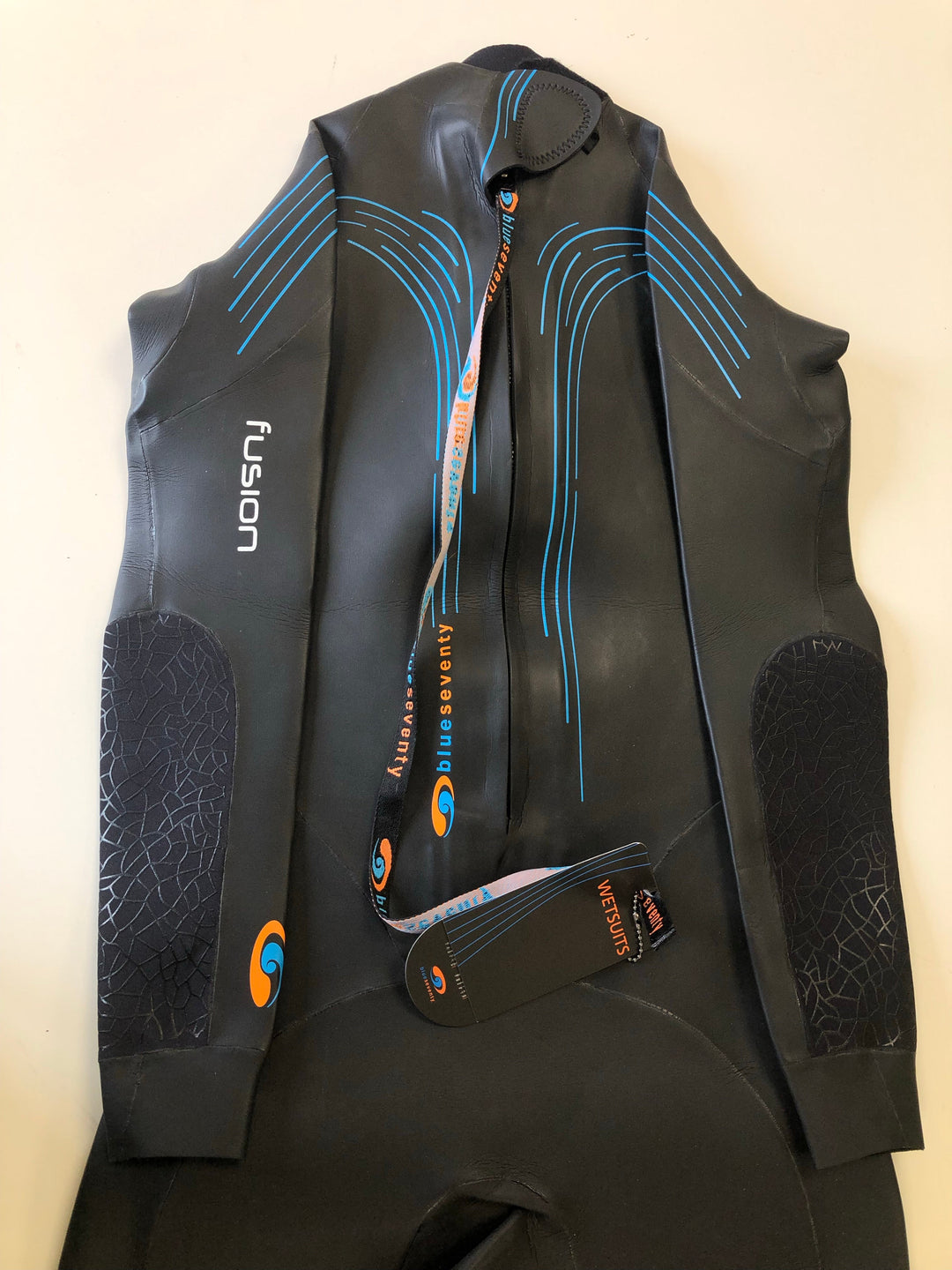 Blueseventy Fusion Triathlon Wetsuit Womens EX HIRE (Small)