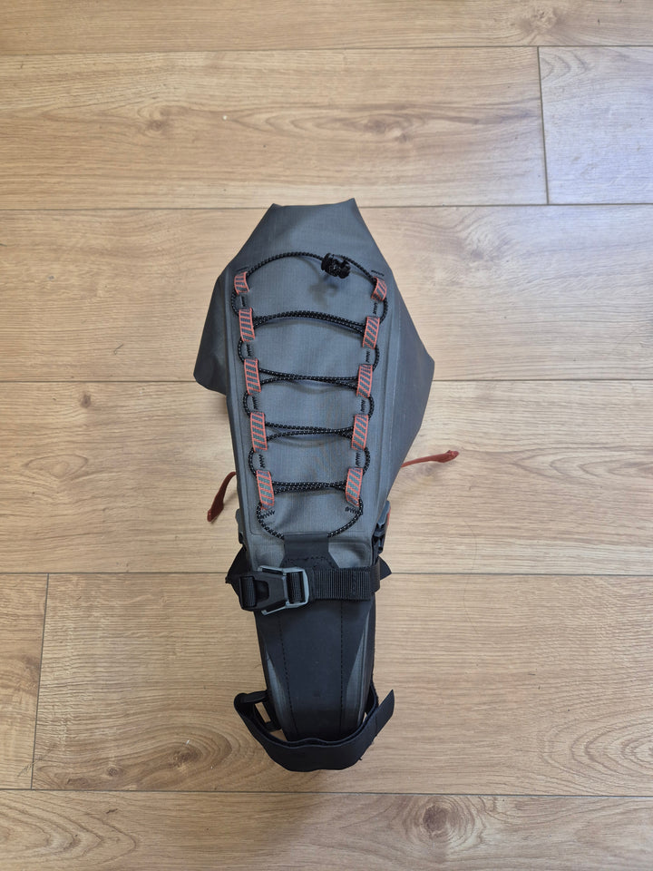 Pre Loved Altura Vortex Waterproof 12L Cycling Seat Pack (ID 6007)