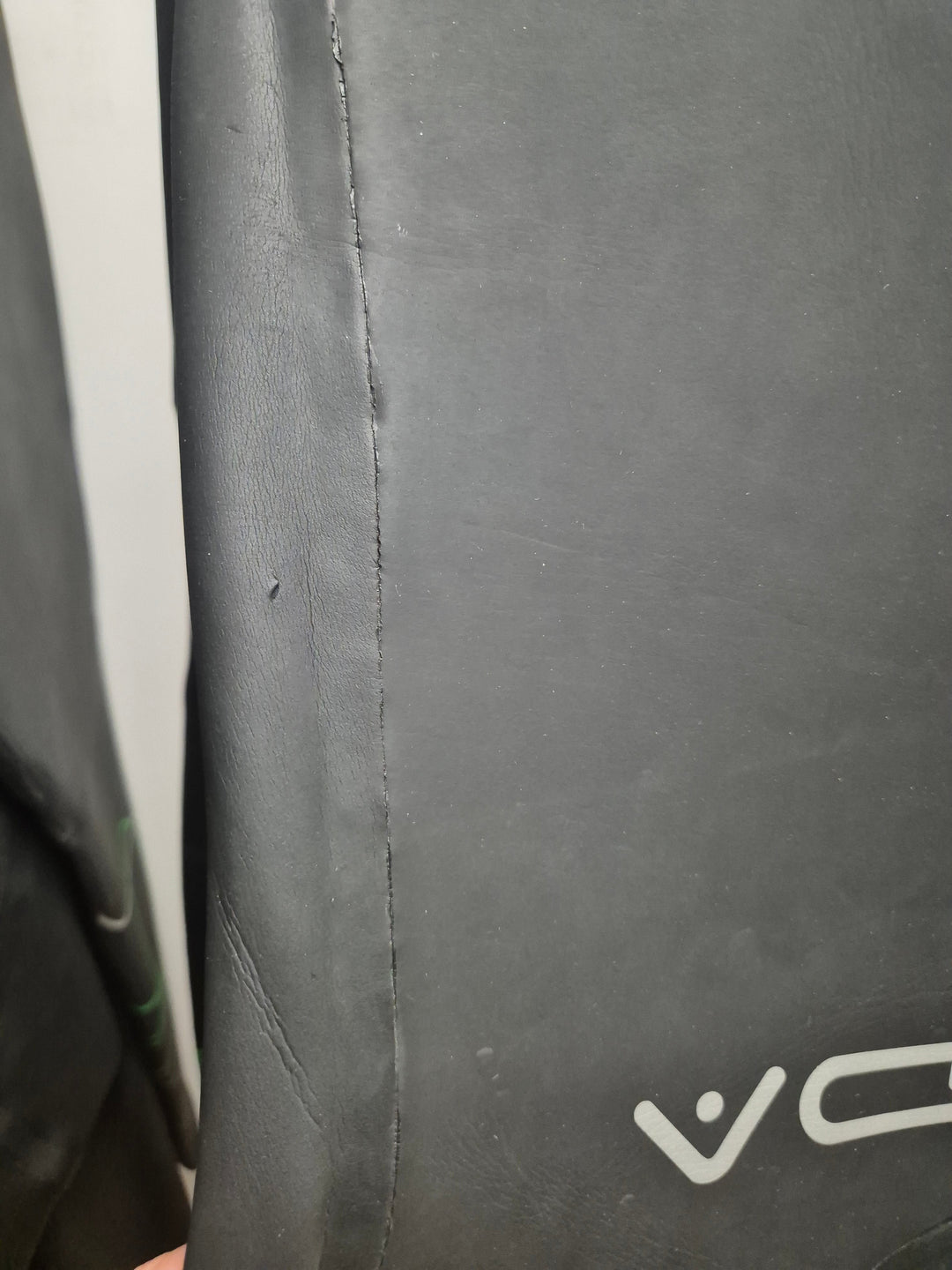 Pre Loved Yonda Spectre Wetsuit Mens size 2XL (10) - Grade B