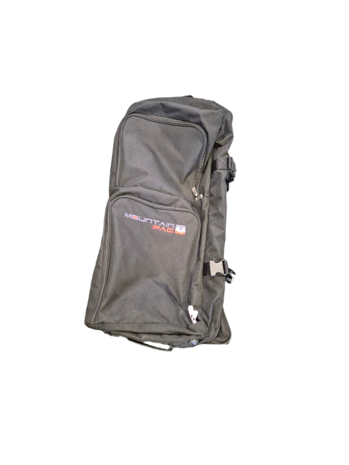 Pre-loved Mountain Pac Wheely Luggage Bag Black (1366)