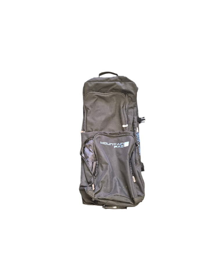 Pre-loved Mountain Pac Wheely Luggage Bag Black (834)
