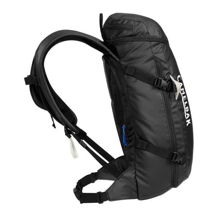 Camelbak SnoBlast 23L with 2L Resevoir Hydration Pack
